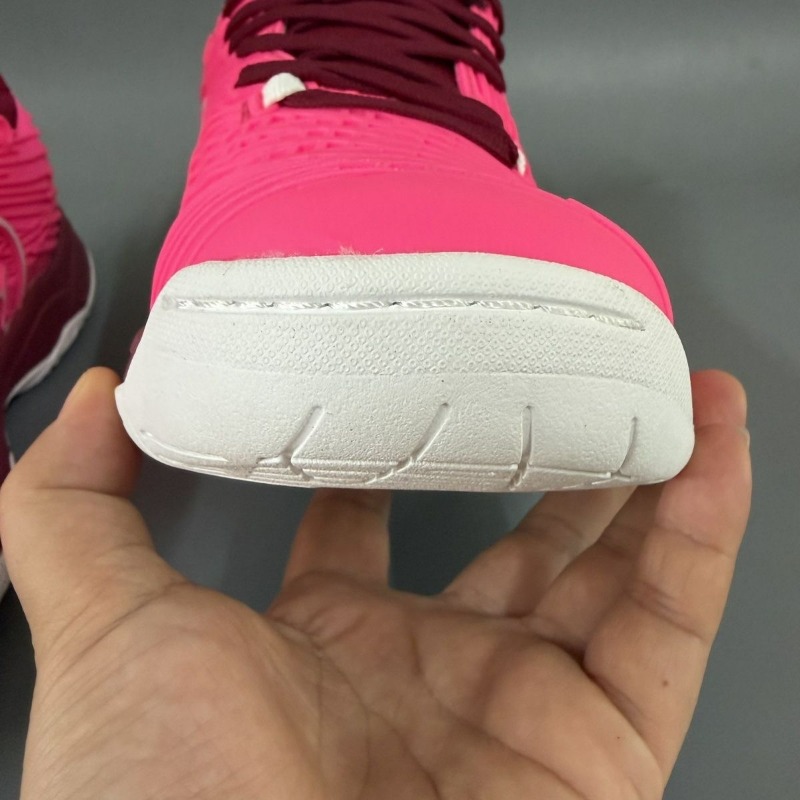 Professional Tennis Shoes Wome - огляд і ціна Table Tennis Form